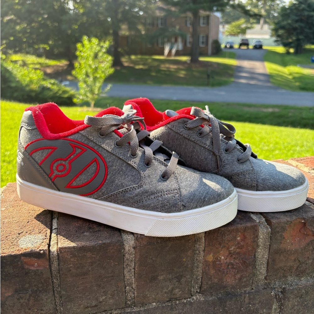 Heelys Gray and Red Kids Sneakers